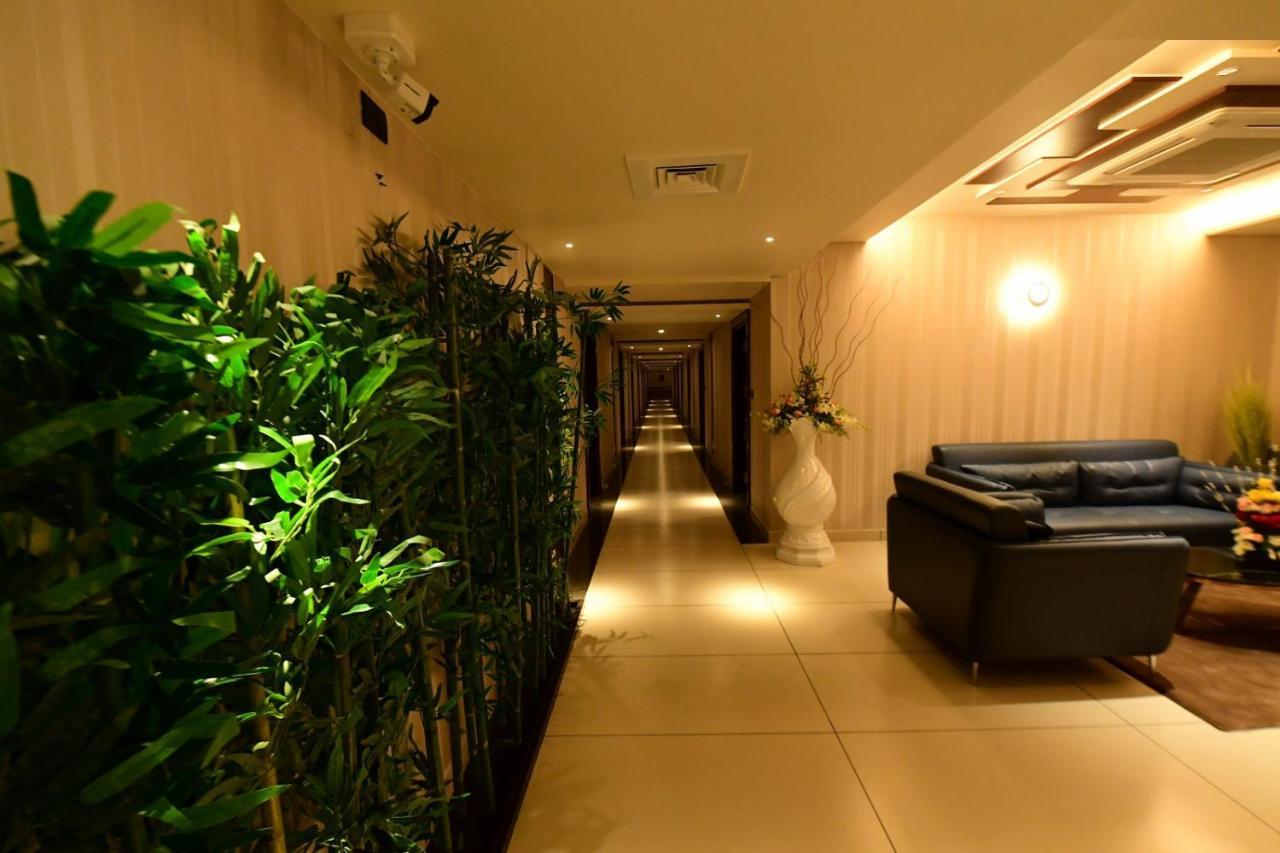 Hotel M Pro Palace Mysore - 12 Minutes To Mysore Palace Exterior foto