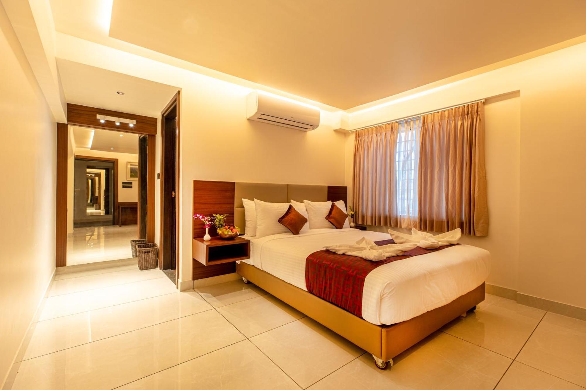 Hotel M Pro Palace Mysore - 12 Minutes To Mysore Palace Exterior foto